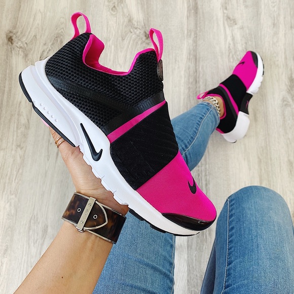Nike Shoes - Nike presto extreme sneakers